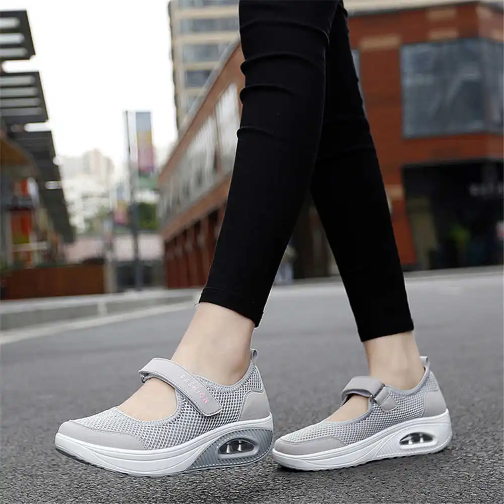 Asian Street Fashion Girls - 36-41 demi-temporada tênis coloridos andando patins